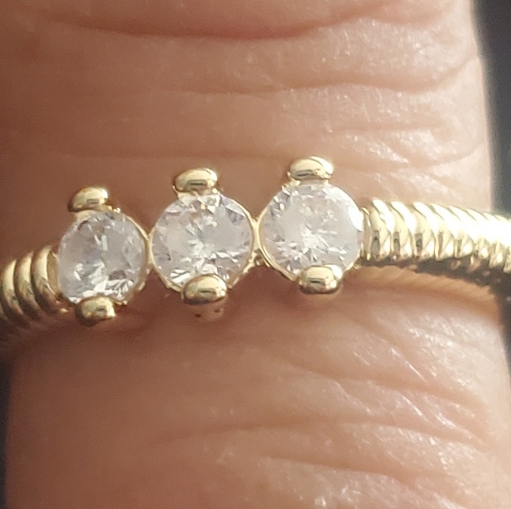 Adorable rings - Picture 2 of 3
